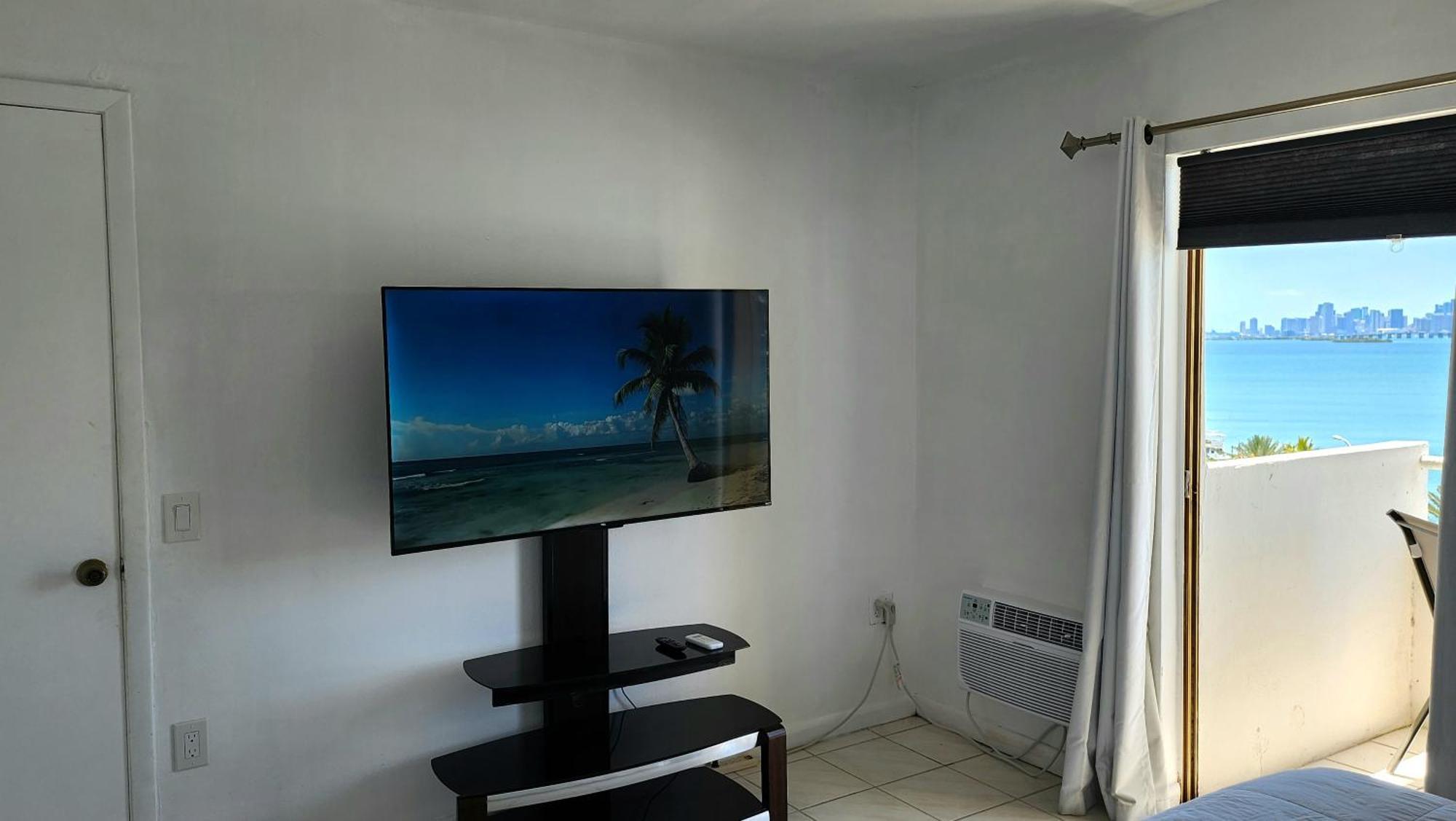 Bayfront Apartment Breathtaking Views- One Bedroom W Balcony- Living Room -Free Parking Miami Beach Exteriör bild